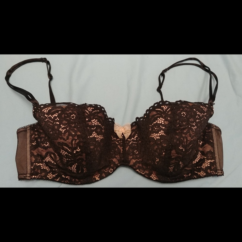 Lacy push-up bra